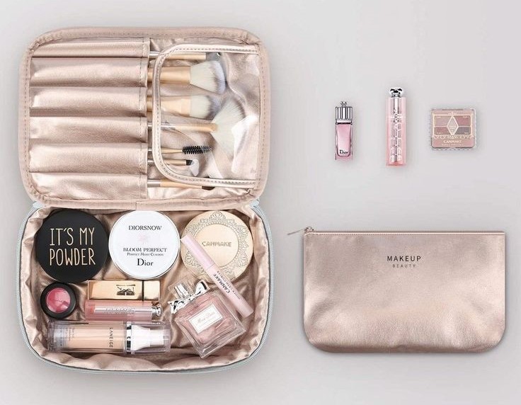 Organize Your Makeup Kit Like a Pro in Tiny Spaces post thumbnail image