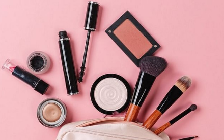 No More Smudges: Top Waterproof Makeup Picks for Every Occasion post thumbnail image